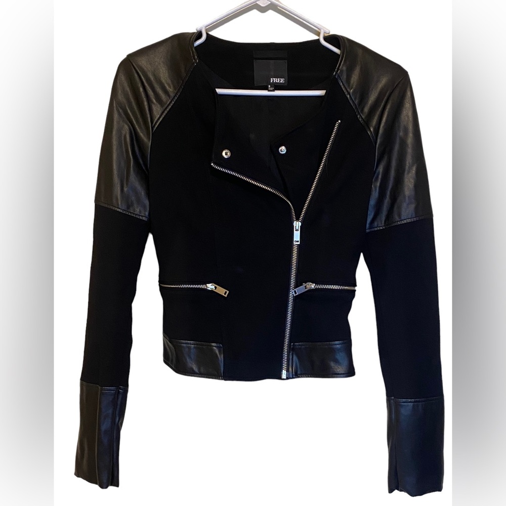 Aritzia Wilfred Free Leona Black Vegan Leather Moto Jacket Silver Hardware SZ S